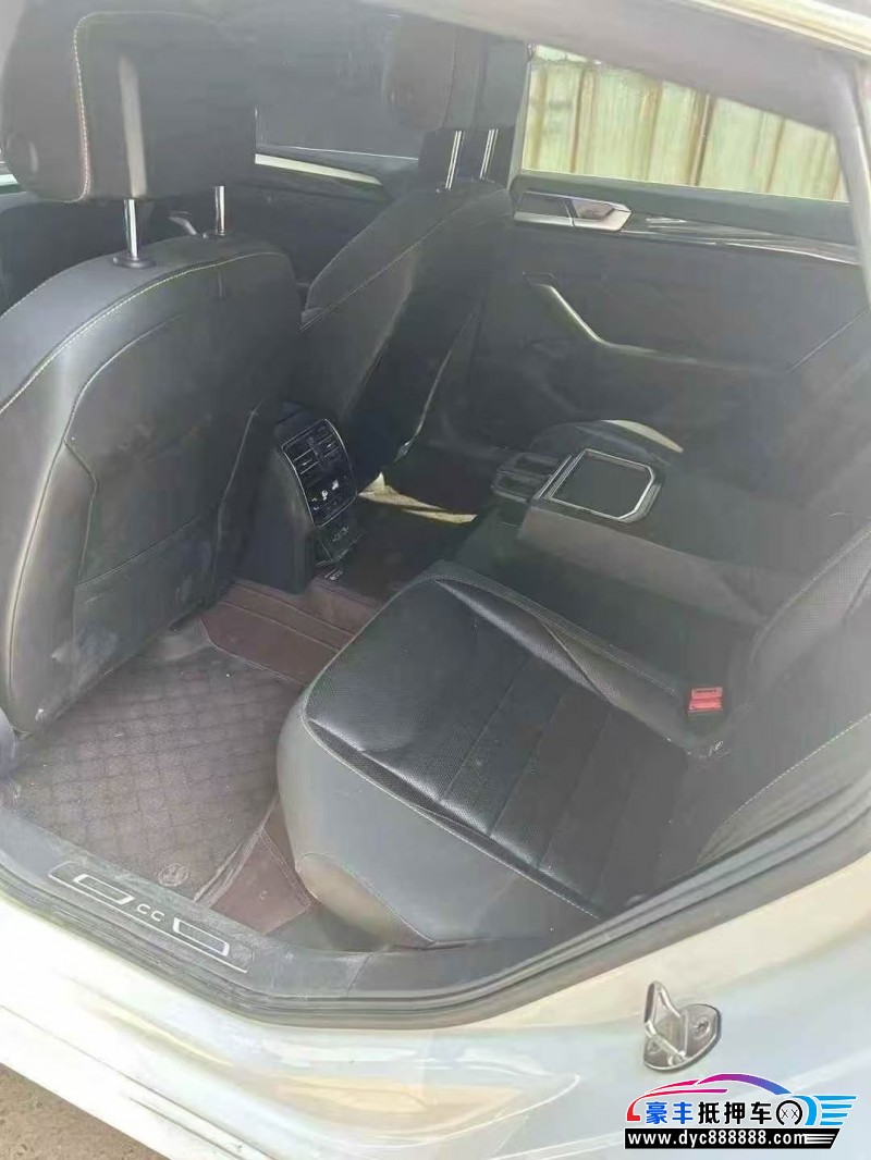 22年大众CC轿车抵押车出售