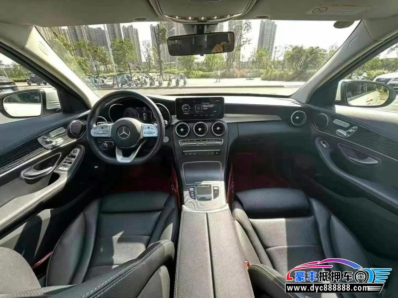 21年奔驰C轿车抵押车出售