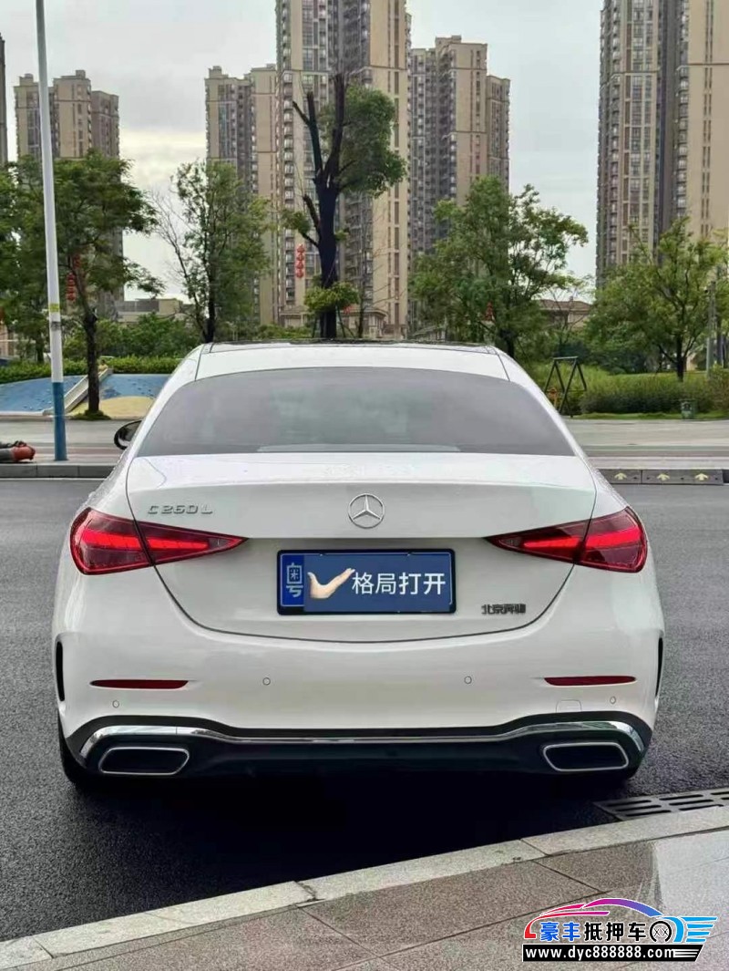 24年奔驰C轿车抵押车出售