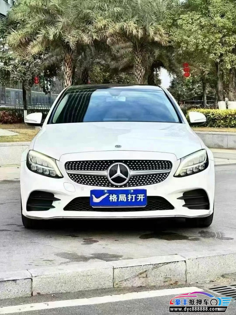 20年奔驰C轿车抵押车出售