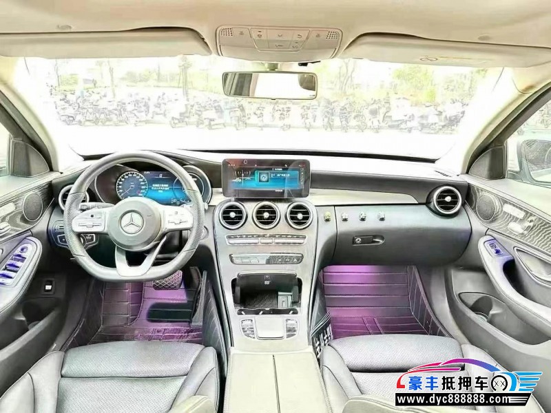 20年奔驰C轿车抵押车出售