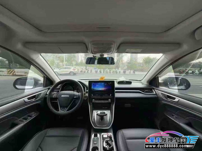 22年长城M6轿车抵押车出售