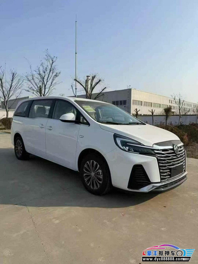 24年别克GL8轿车抵押车出售