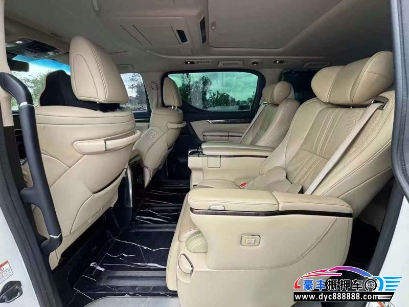 19年丰田威尔法轿车抵押车出售