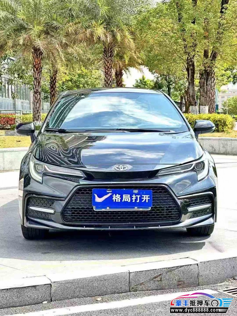 22年丰田雷凌轿车抵押车出售