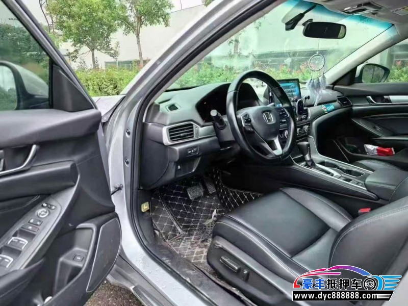 20年本田雅阁轿车抵押车出售