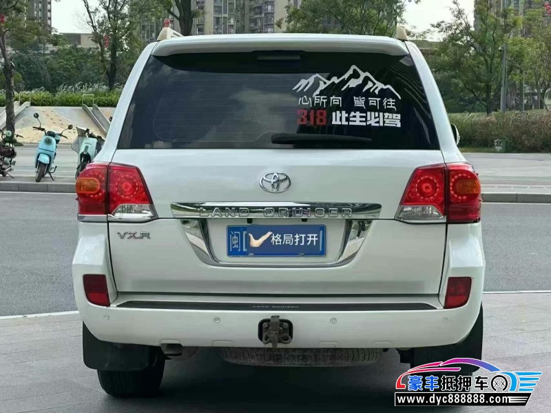 16年丰田兰德酷路泽（陆巡）轿车抵押车出售