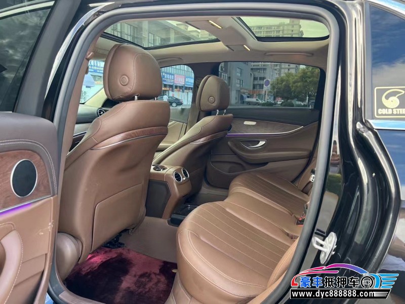 19年奔驰E轿车抵押车出售