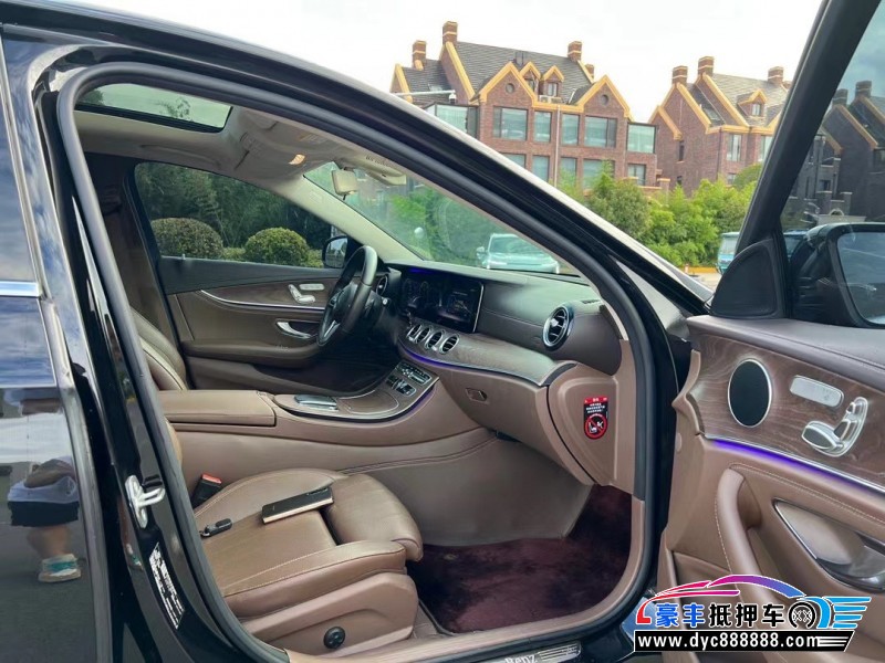 19年奔驰E轿车抵押车出售