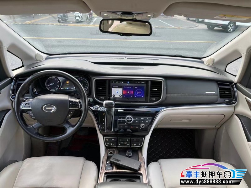 19年传祺M8轿车抵押车出售