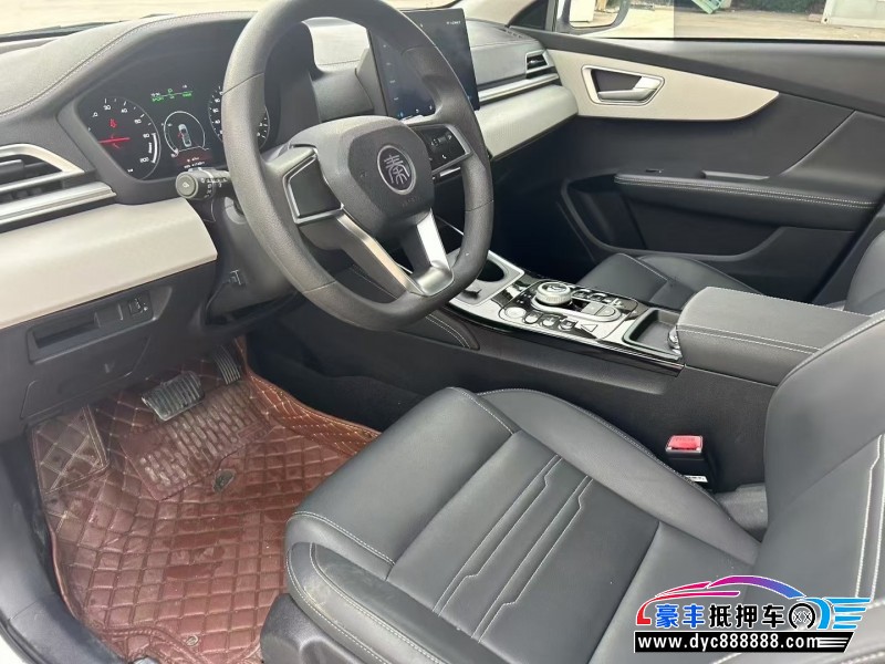 23年比亚迪秦轿车抵押车出售