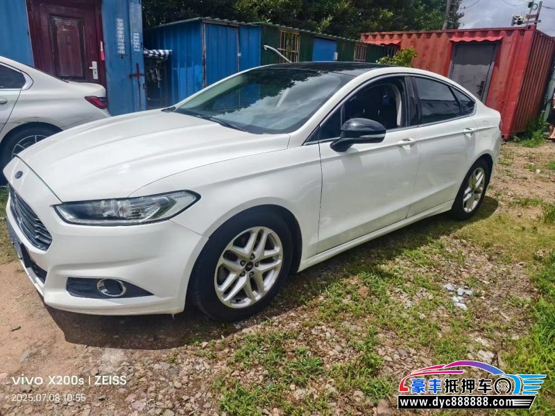 15年福特蒙迪欧轿车抵押车出售