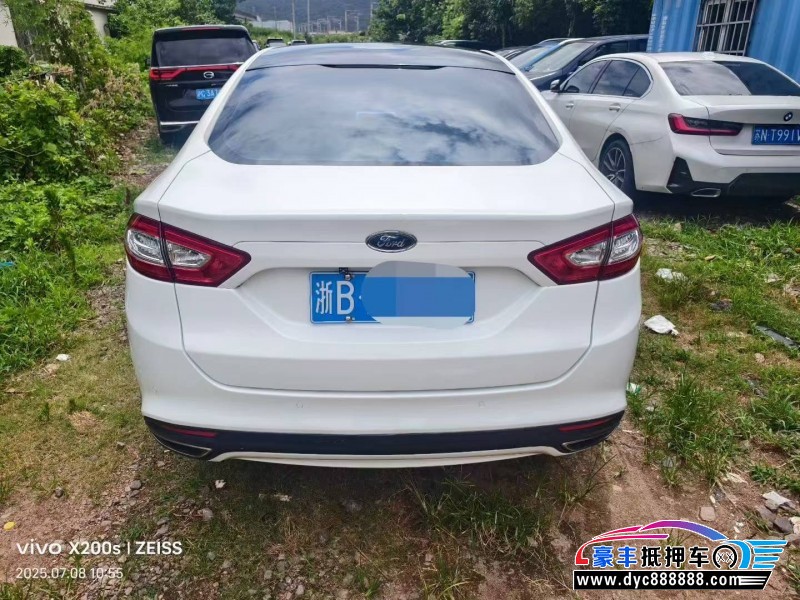 15年福特蒙迪欧轿车抵押车出售