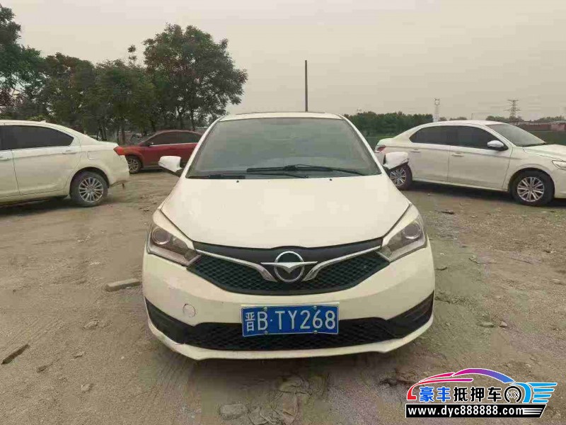 18年海马M3轿车抵押车出售