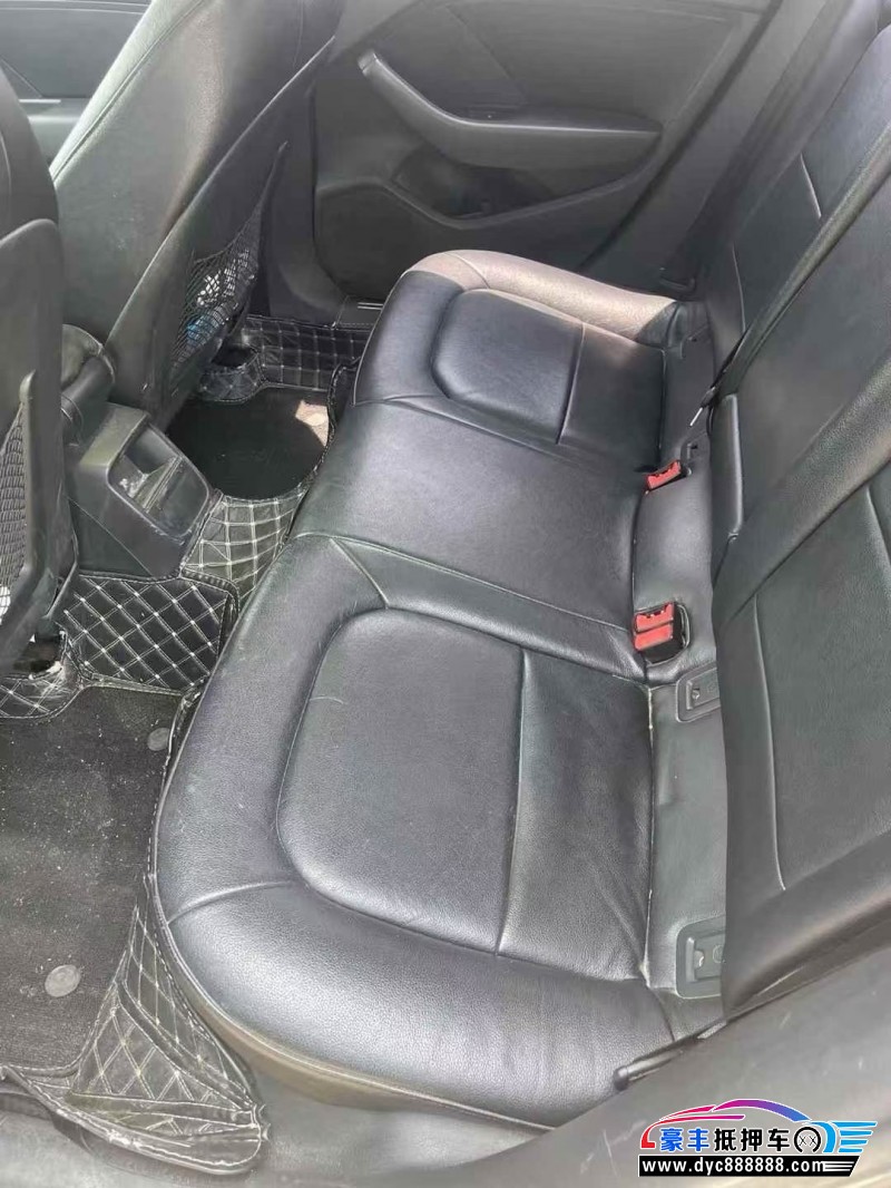 16年奥迪A3轿车抵押车出售