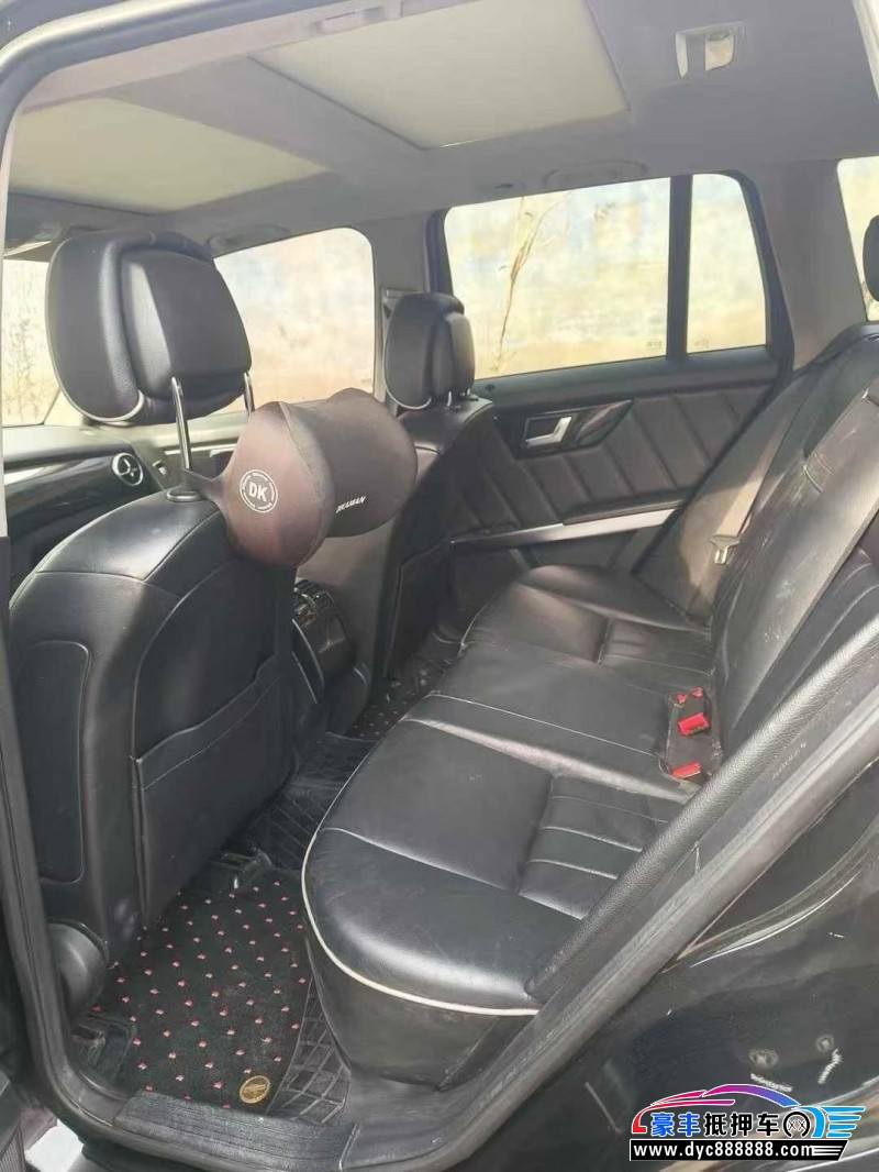 15年奔驰GLK轿车抵押车出售