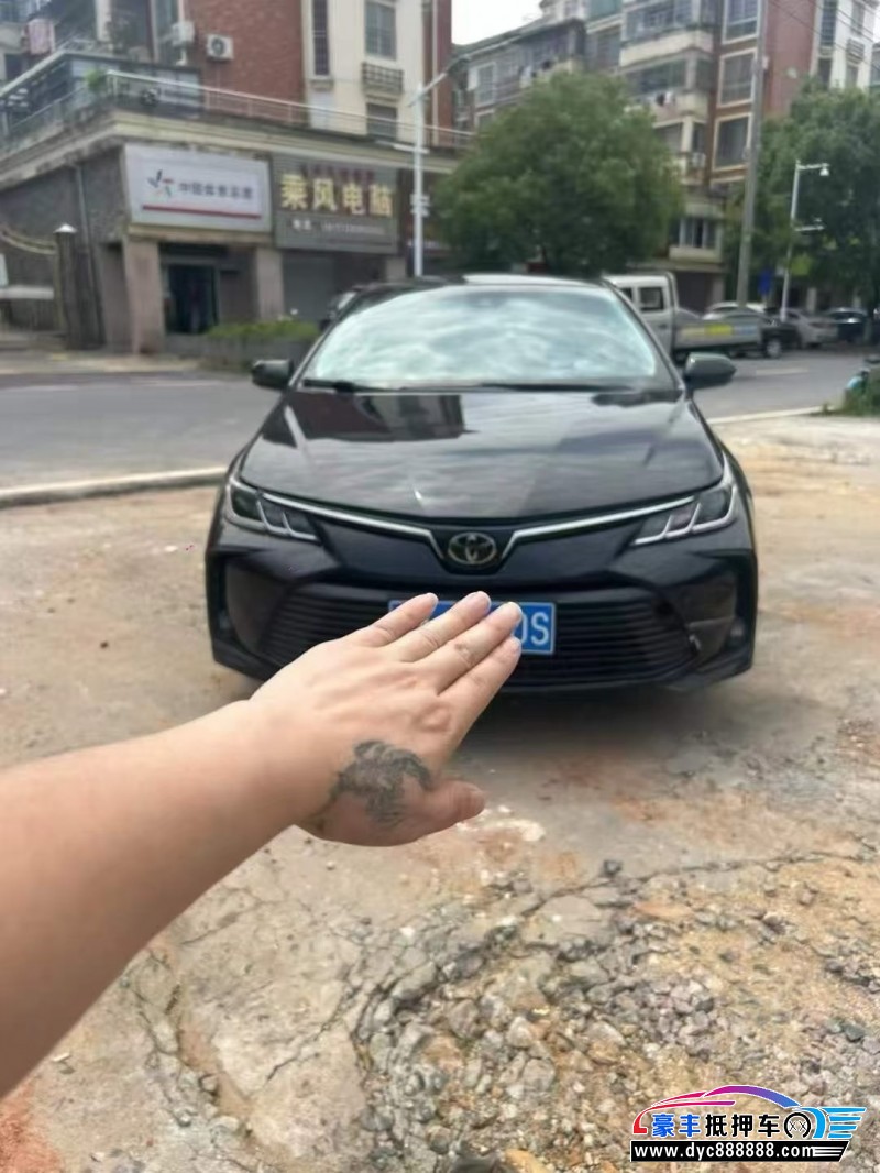 20年丰田卡罗拉轿车抵押车出售