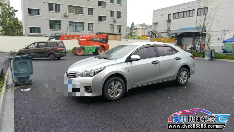 18年丰田卡罗拉轿车抵押车出售