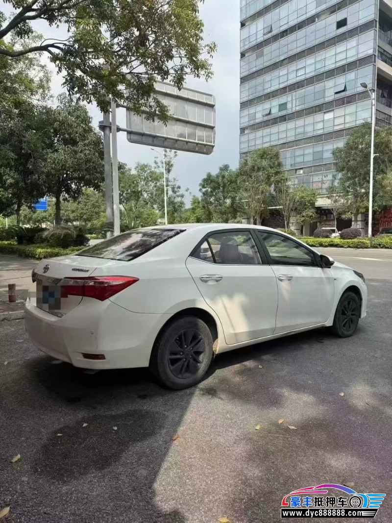 15年丰田卡罗拉轿车抵押车出售