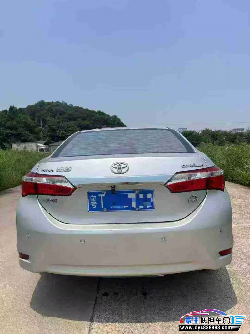 17年丰田卡罗拉轿车抵押车出售