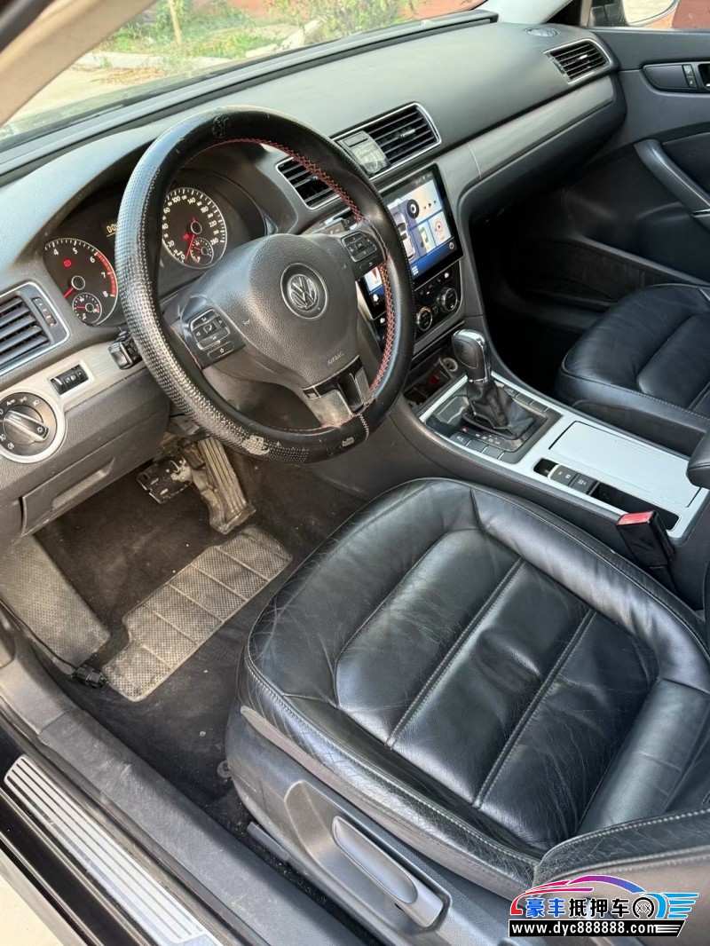 14年大众帕萨特轿车抵押车出售