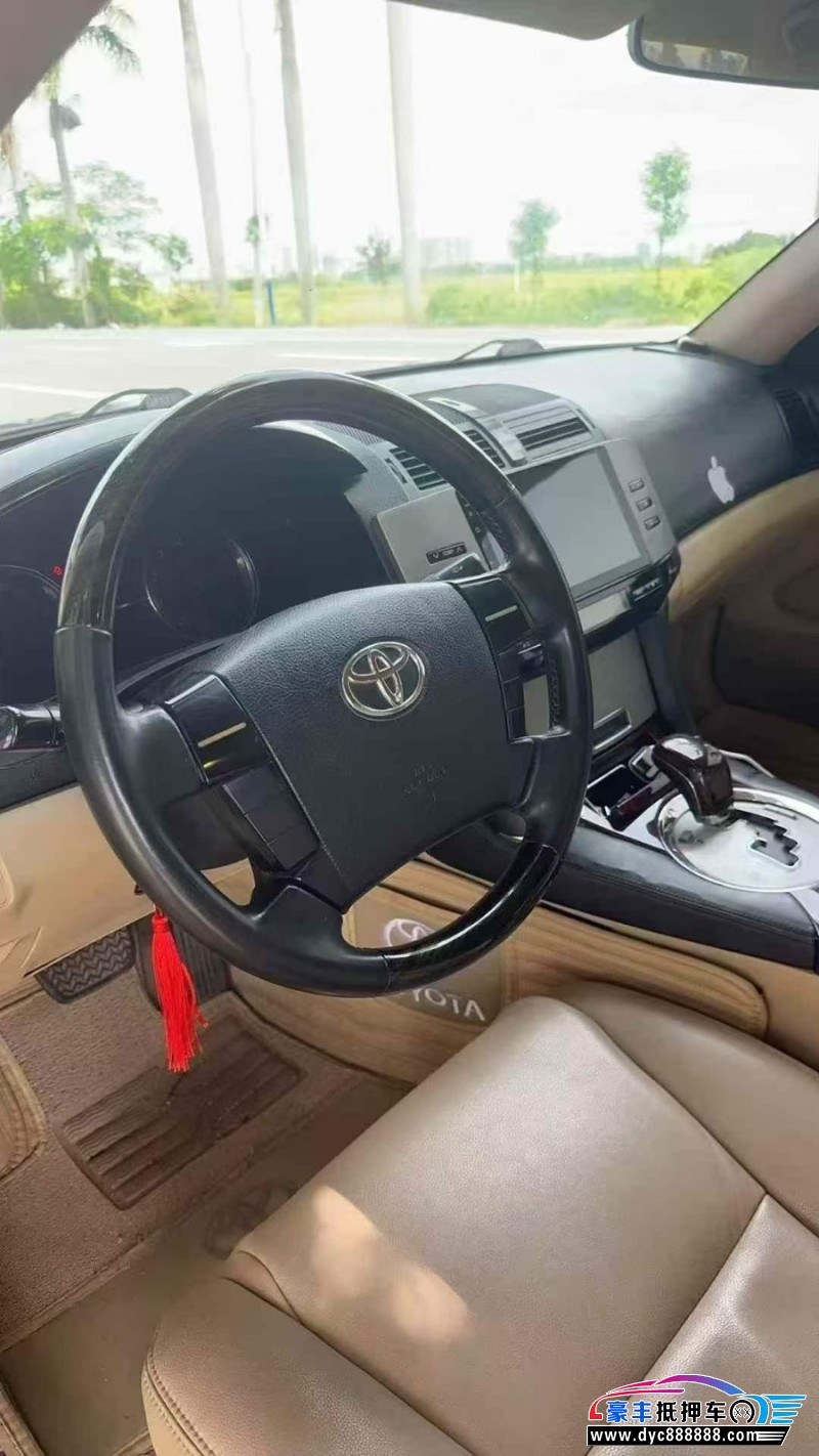 10年丰田锐志轿车抵押车出售