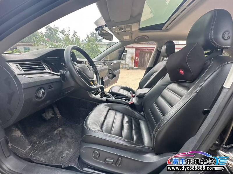 17年大众帕萨特轿车抵押车出售