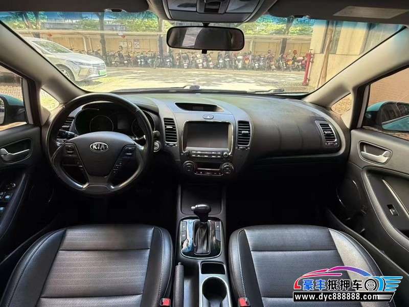 19年起亚K3轿车抵押车出售