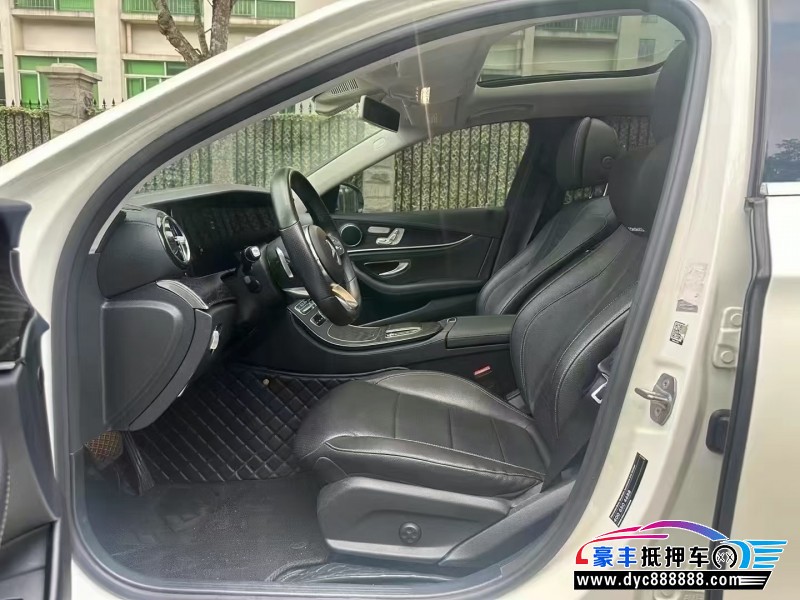 19年奔驰E轿车抵押车出售