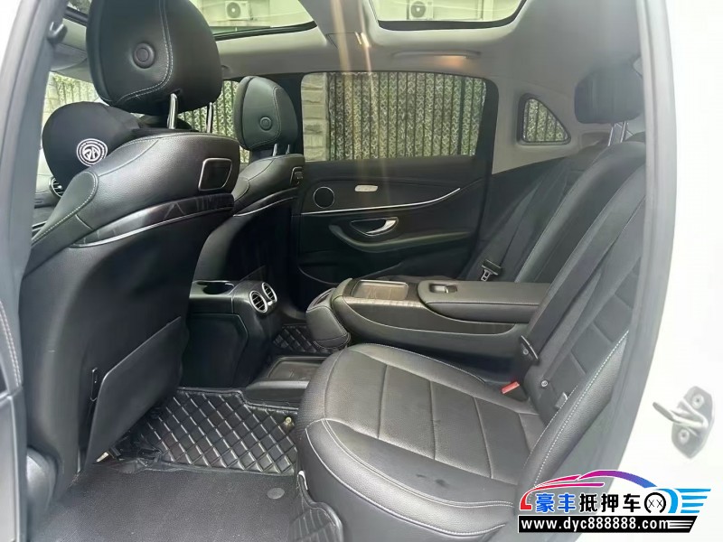 19年奔驰E轿车抵押车出售