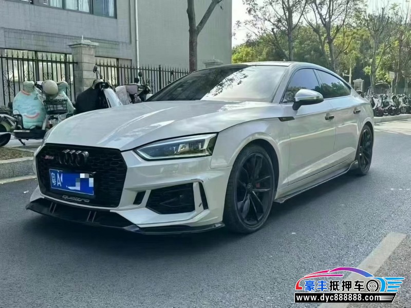 19年奥迪S5轿车抵押车出售