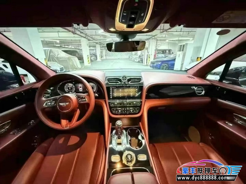 25年宾利添越轿车抵押车出售