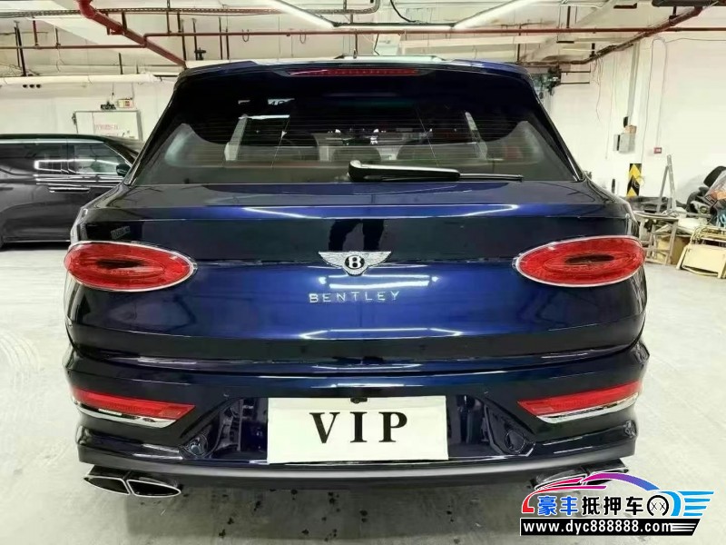 25年宾利添越轿车抵押车出售