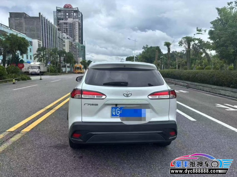 22年丰田锋兰达轿车抵押车出售