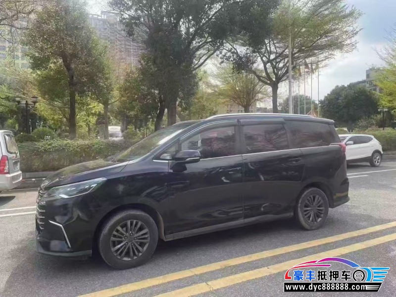 20年上汽大通G50轿车抵押车出售