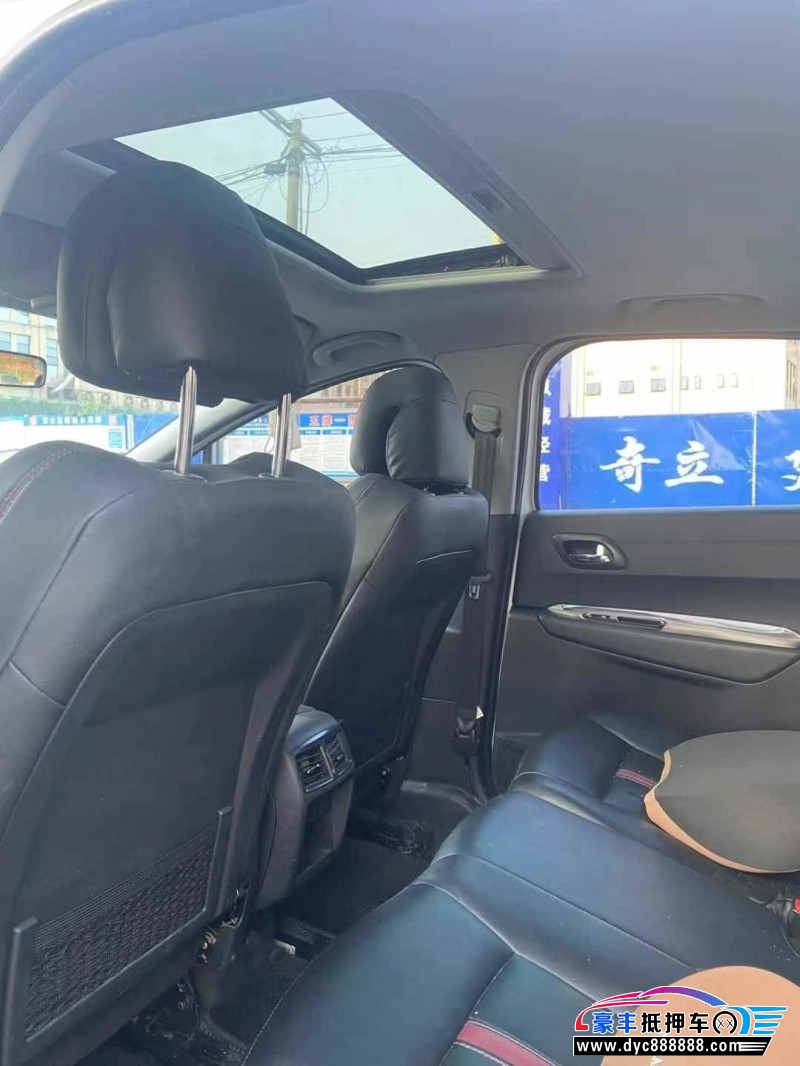 18年标致3008轿车抵押车出售