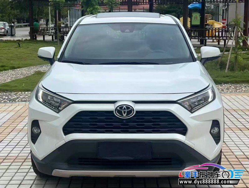 抵押车出售21年丰田RAV4轿车