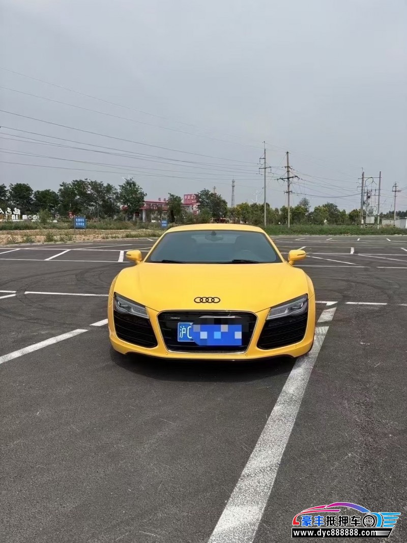 14年奥迪R8轿车抵押车出售