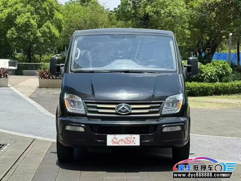 22年上汽大通V80轿车抵押车出售