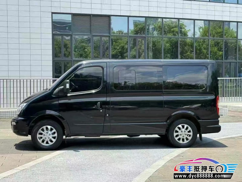 22年上汽大通V80轿车抵押车出售