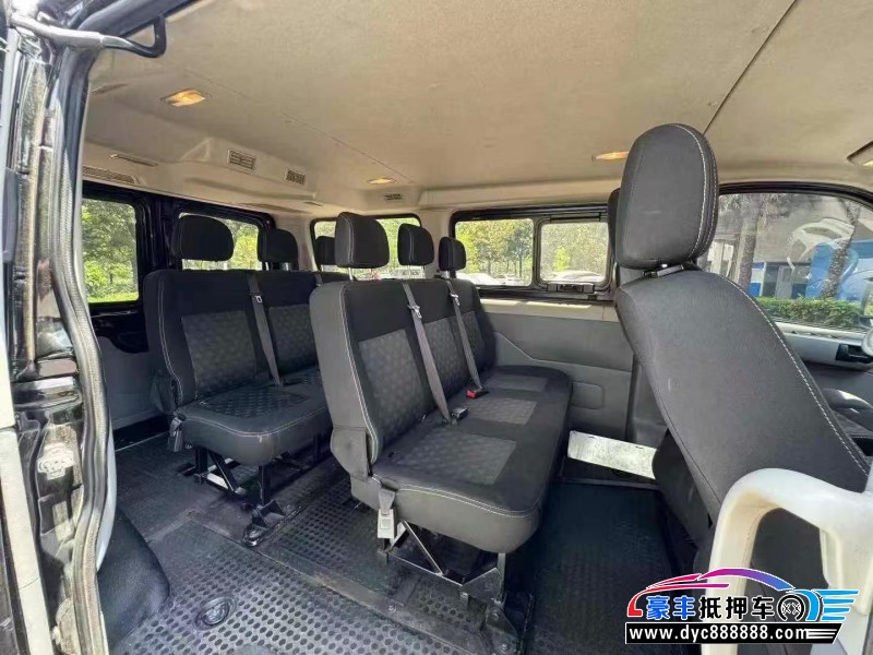 22年上汽大通V80轿车抵押车出售