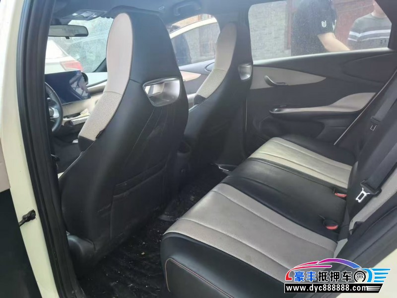 23年比亚迪海豚轿车抵押车出售