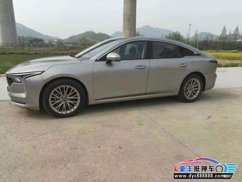 24年奔腾B70轿车抵押车出售