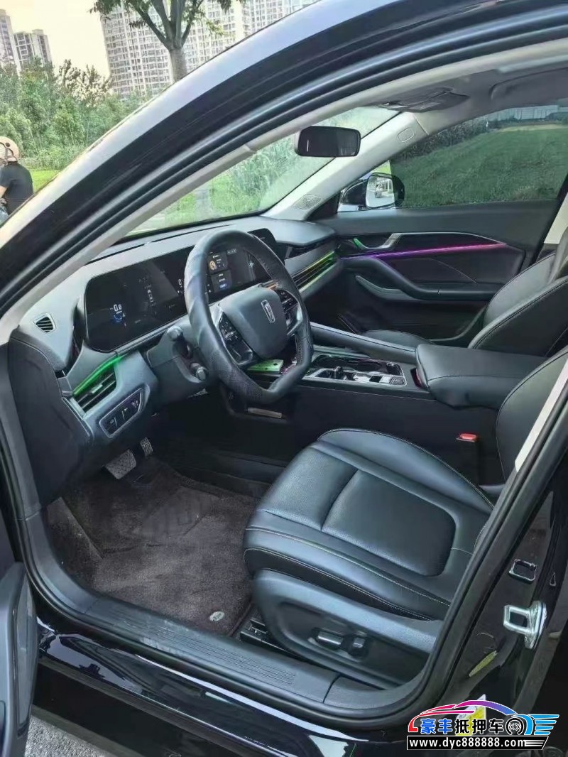 25年奔腾B70轿车抵押车出售