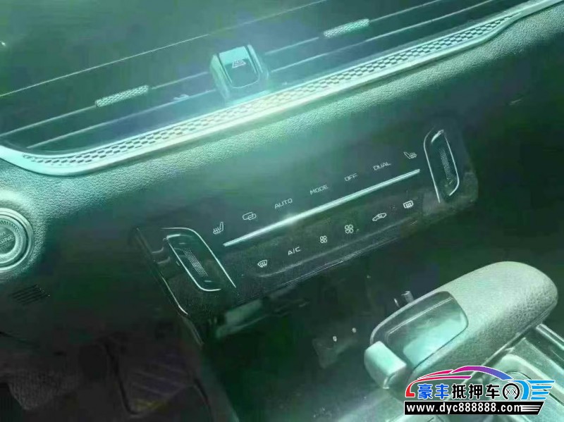 21年奔腾B70轿车抵押车出售