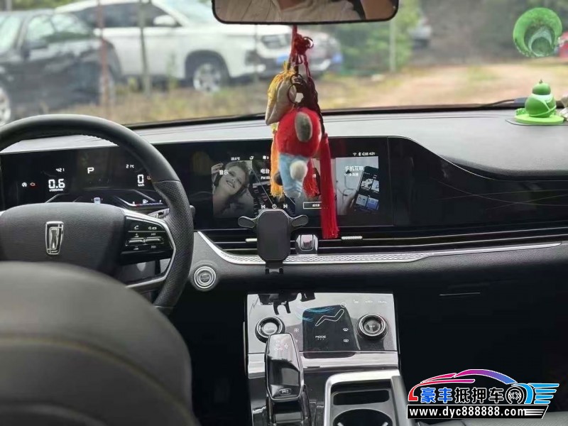 23年奔腾B70轿车抵押车出售