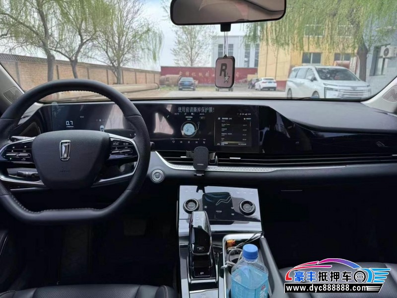 23年奔腾B70轿车抵押车出售