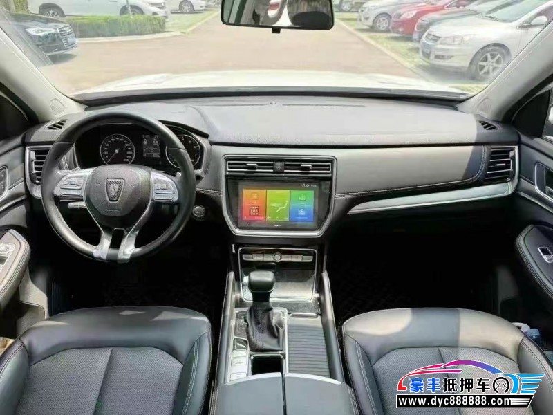 23年荣威RX8轿车抵押车出售