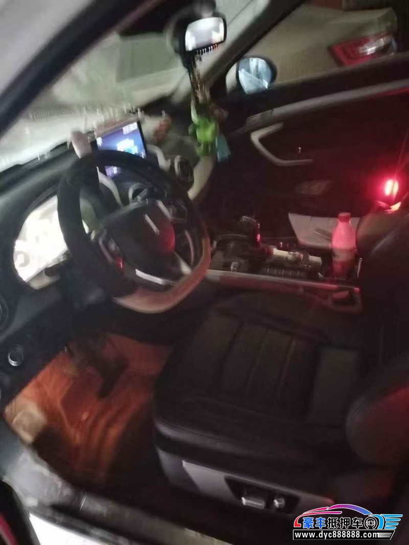 17年WEYVV7轿车抵押车出售