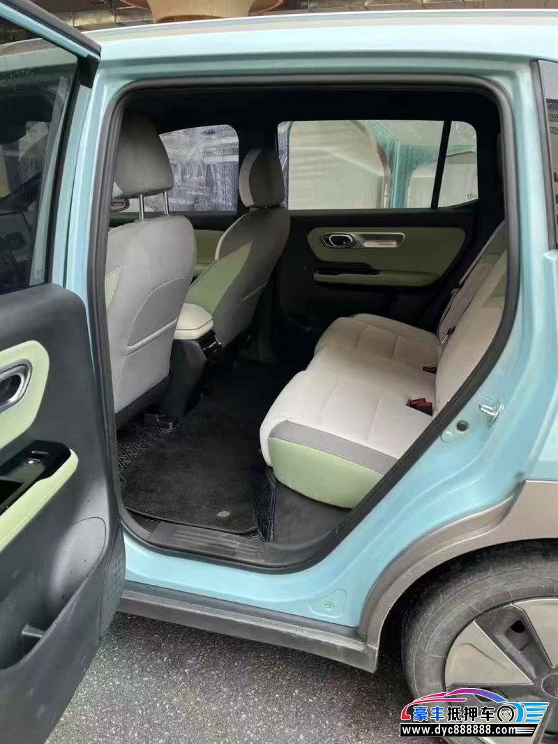 23年埃安Y70轿车抵押车出售